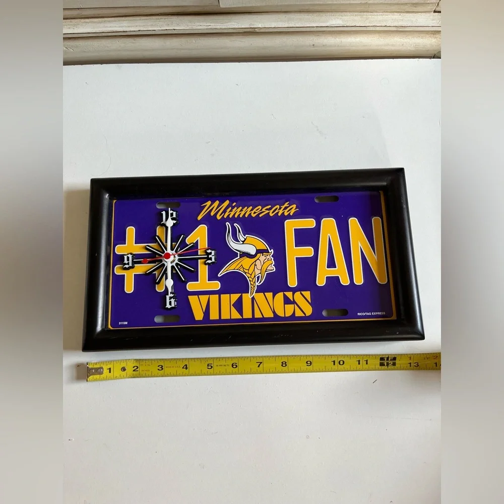 Minnesota Vikings NFL # 1 Fan License Plate Wall Clock Football Rico Industries
